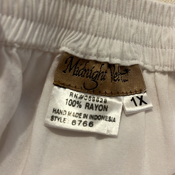 Midnight Velvet 2 pc. White smmaxi skirt and matching jacket. Size 1X - Picture 14 of 14